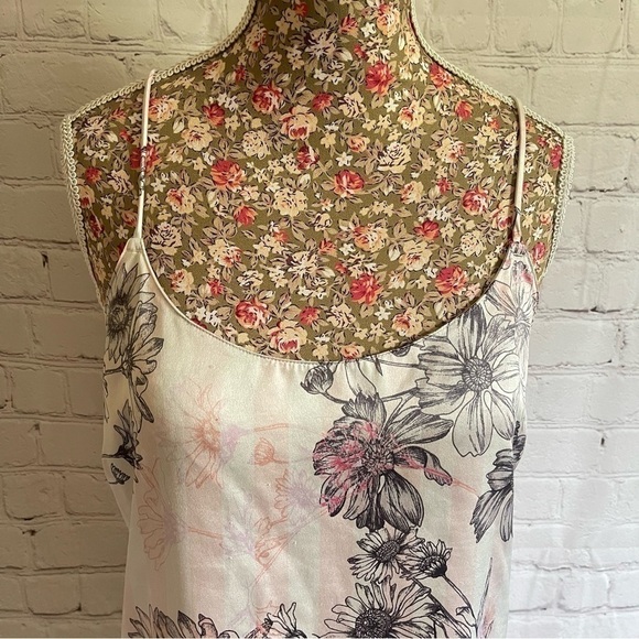 Victoria’s Secret Satin Sleepwear Cami - Picture 3 of 8